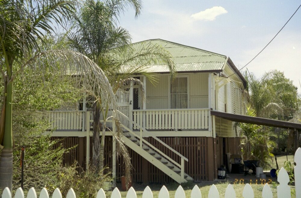 Unidentified house, Esk Shire Region, 2002