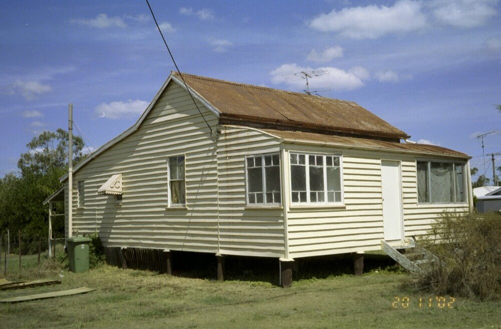 Unidentified house, Esk Shire Region, 2002