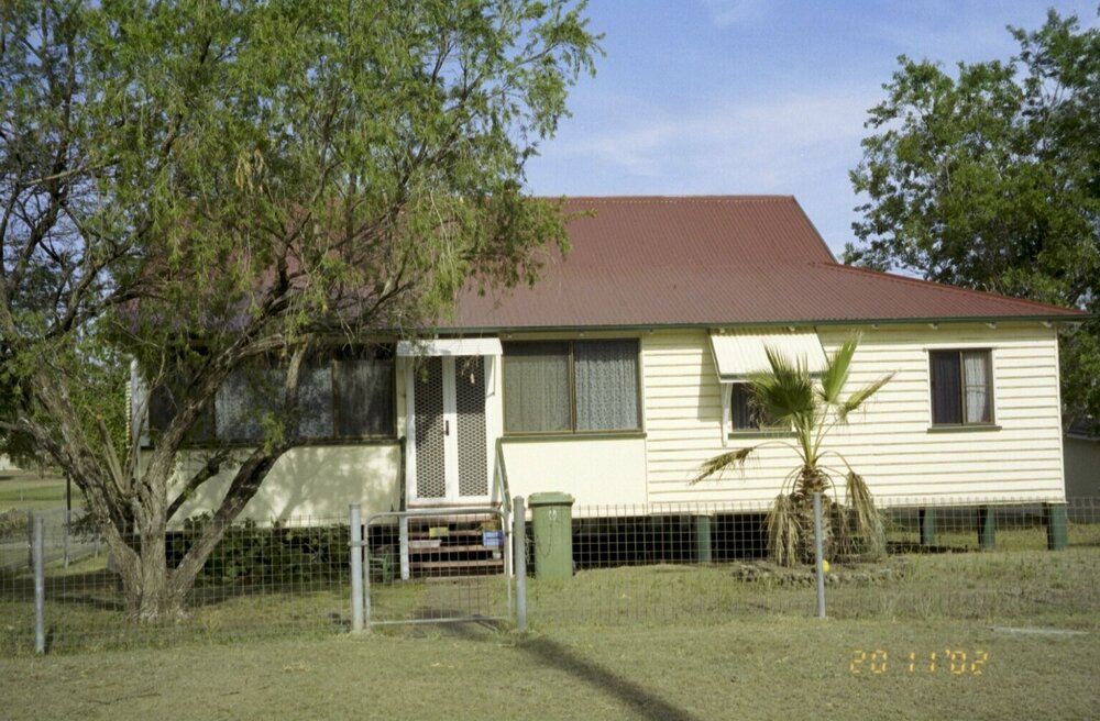 Unidentified house, Esk Shire Region, 2002