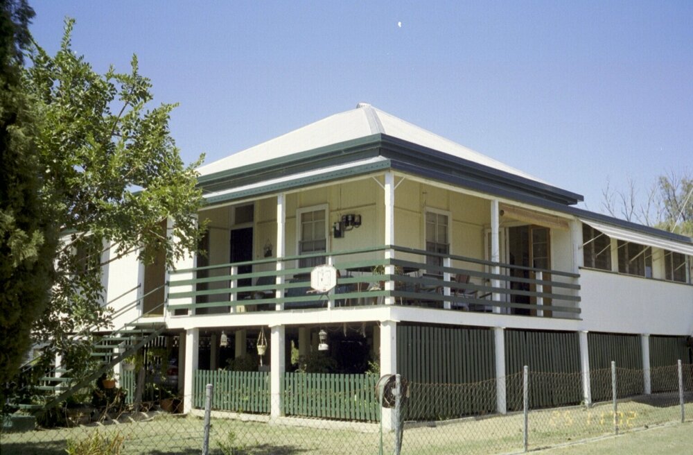 Unidentified house, Esk Shire Region, 2002