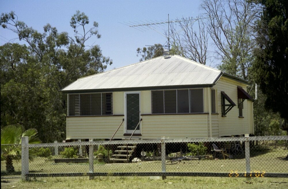 Unidentified house, Esk Shire Region, 2002