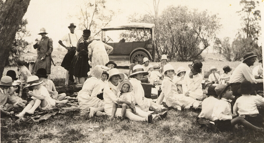 A Kirby family picnic at Mount Stanley
