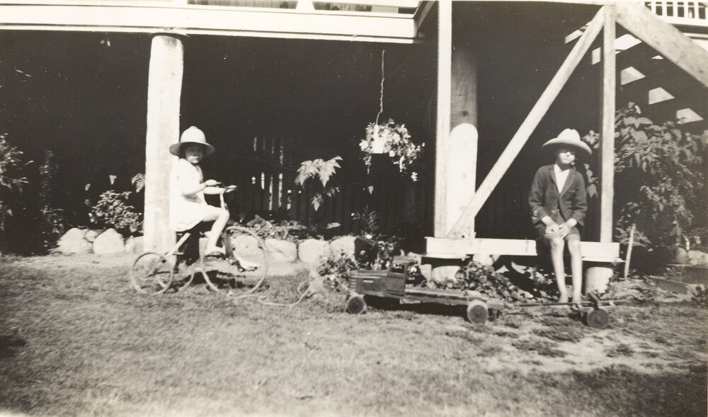 Harold and Doreen Kirby as children