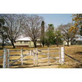 House on Vernon Road, Wivenhoe Pocket, 2002