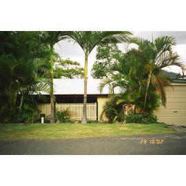 House on Second Avenue, Somerset Dam, 2002