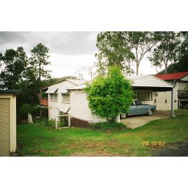 House on Second Avenue, Somerset Dam, 2002