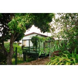 House on Third and George Street, Somerset Dam, 2002