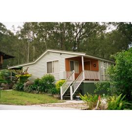 House on 36 George Street, Somerset Dam, 2002