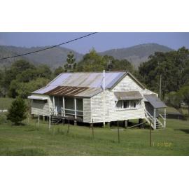 Unidentified house, Esk Shire Region, 2002