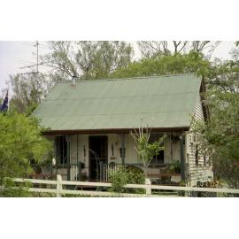 Unidentified house, Esk Shire Region, 2002