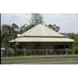 Unidentified house, Esk Shire Region, 2002