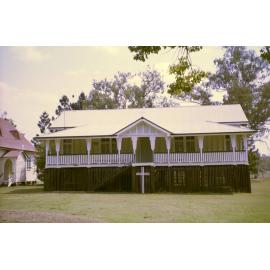 Unidentified building, Esk Shire Region, 2002