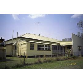 Unidentified building, Esk Shire Region, 2002