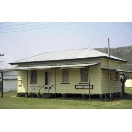 Unidentified building, Esk Shire Region, 2002