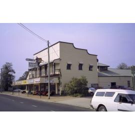 multipurpose building, Esk, 2002