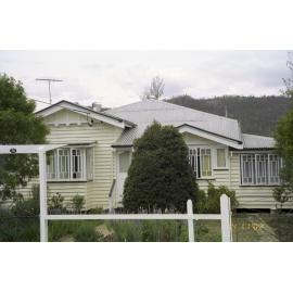 Unidentified house, Esk Shire Region, 2002