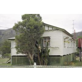Unidentified house, Esk Shire Region, 2002