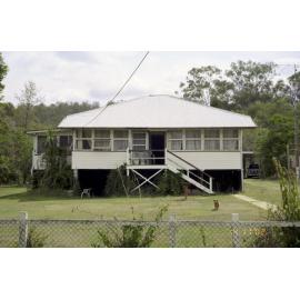Unidentified building, Esk Shire Region, 2002