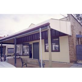 Unidentified building, Esk Shire Region, 2002