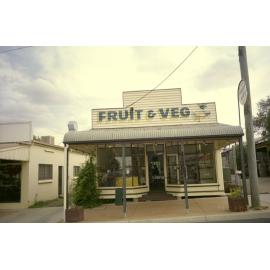 Unidentified building, Toogoolawah, 2002