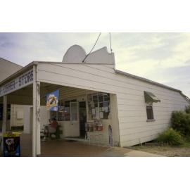 Toogoolawah Railway station, Toogoolawah, 2002