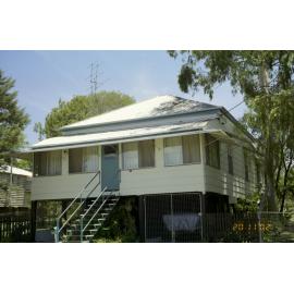 Unidentified house, Esk Shire Region, 2002