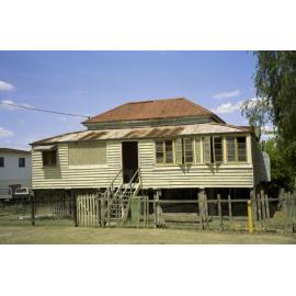 Unidentified house, Esk Shire Region, 2002