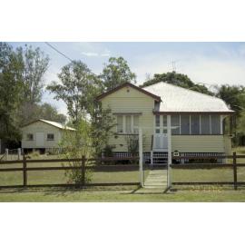Unidentified house, Esk Shire Region, 2002