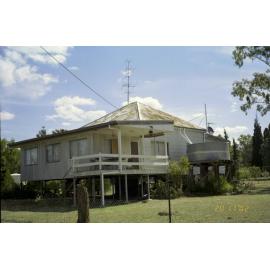 Unidentified house, Esk Shire Region, 2002