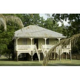 Unidentified house, Esk Shire Region, 2002