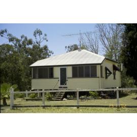 Unidentified house, Esk Shire Region, 2002