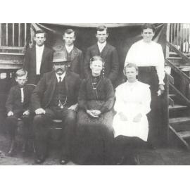 Otto Dargusch and family