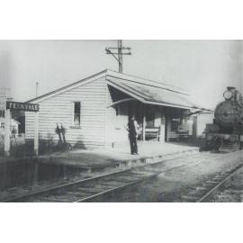 Fernvale railway station
