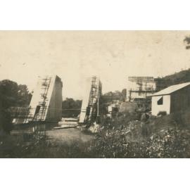 A view of the construction of the Somerset Dam wall monoliths