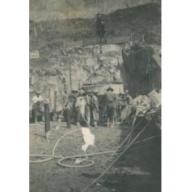 Pouring concrete on top of the dam wall, Somerset Dam construction