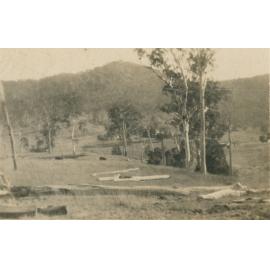 Somerset Dam before the town was built