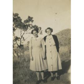 Two female residents of Somerset Dam township 