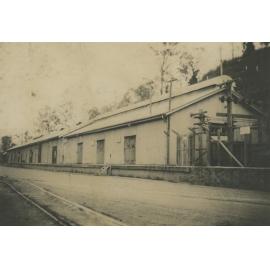 Workshop compressor house