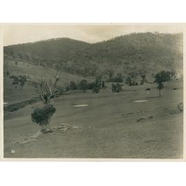 Somerset Dam golf course 